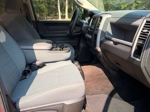 Used 2016 RAM 1500 Express AWD/4WD image 4
