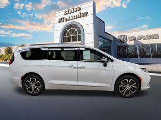Certified 2026 Chrysler Pacifica Pinnacle video 2