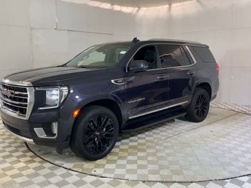Certified 2023 GMC Yukon SLT w/ SLT Premium Package AWD/4WD image 4