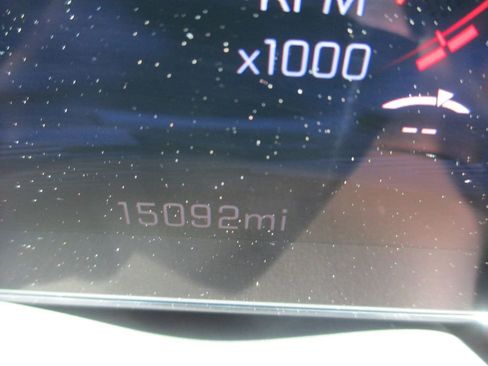 Used 2025 Chevrolet Suburban High Country AWD/4WD image 36