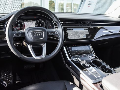 Certified 2023 Audi Q8 Premium Plus w/ Premium Plus Package image 7