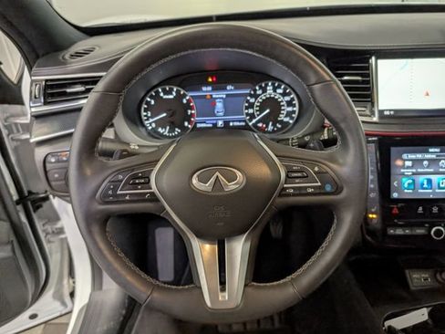 Used 2023 INFINITI QX50 Sport AWD/4WD image 18
