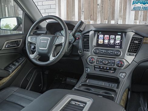 Used 2017 GMC Yukon Denali w/ Open Road Package AWD/4WD image 16