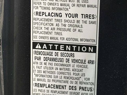 Used 2013 Toyota RAV4 XLE AWD/4WD image 15
