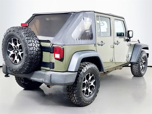 Used 2015 Jeep Wrangler Unlimited Sport w/ Connectivity Group image 4