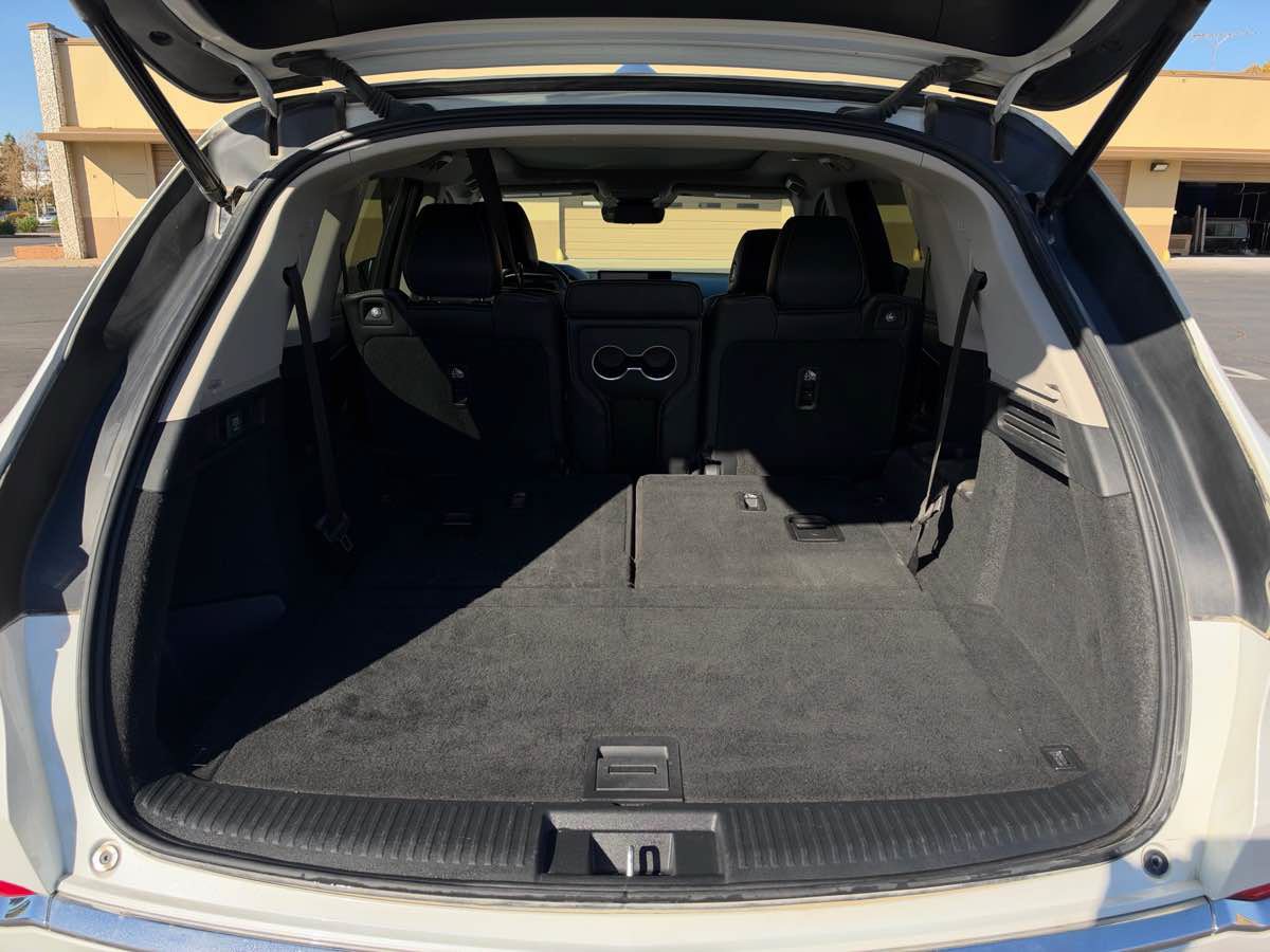 Used 2022 Acura MDX w/ Technology Package AWD/4WD image 28