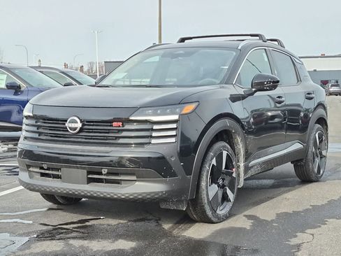 New 2026 Nissan Kicks SR w/ Cold Weather Package AWD/4WD image 1