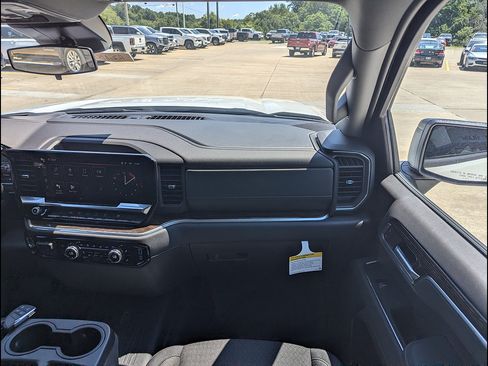 New 2026 GMC Sierra 1500 Elevation w/ Elevation Select Package AWD/4WD image 4