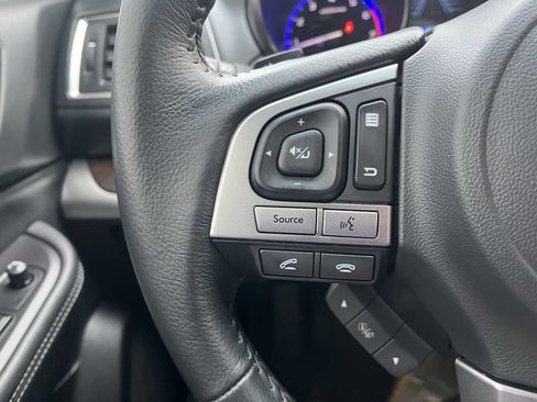 Used 2017 Subaru Outback 2.5i Limited image 17