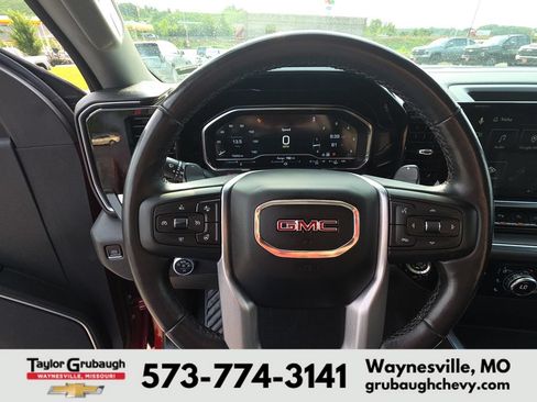 Used 2023 GMC Sierra 1500 SLT w/ SLT Premium Plus Package AWD/4WD image 19