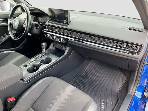 Used 2023 Honda Civic Sport image 26