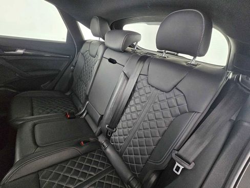 Used 2023 Audi SQ5 Premium Plus w/ Premium Plus Package AWD/4WD image 17