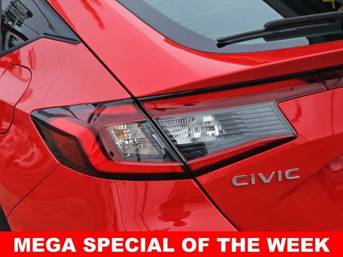 Used 2025 Honda Civic Sport image 39