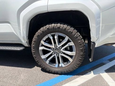 Used 2026 Toyota 4Runner Limited AWD/4WD image 26
