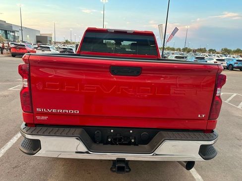 Used 2024 Chevrolet Silverado 3500 LT w/ Convenience Package AWD/4WD image 4