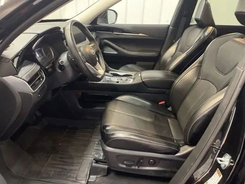 Used 2023 INFINITI QX60 Pure image 10