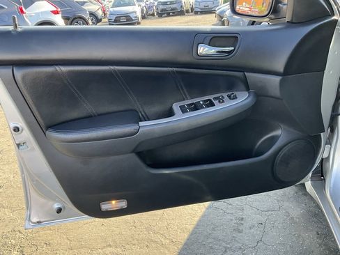 Used 2006 Honda Accord EX-L image 21