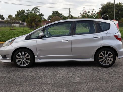 Used 2013 Honda Fit Sport image 2