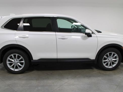 Used 2024 Honda CR-V EX-L image 11