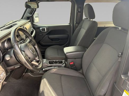 Used 2020 Jeep Wrangler Sport image 11