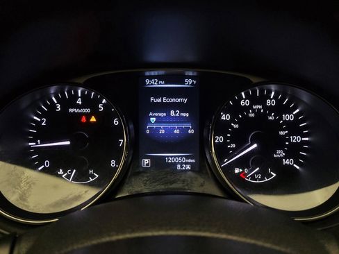 Used 2014 Nissan Rogue SV FWD image 23