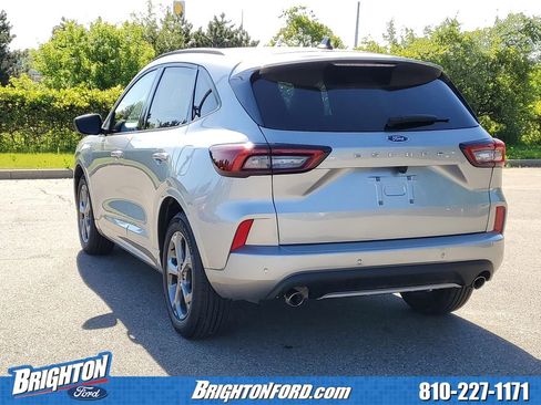 Certified 2023 Ford Escape ST-Line w/ Tech Pack #1 FWD image 3