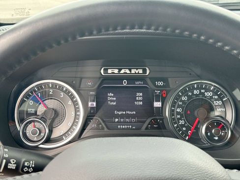 Used 2023 RAM 1500 Laramie AWD/4WD image 24