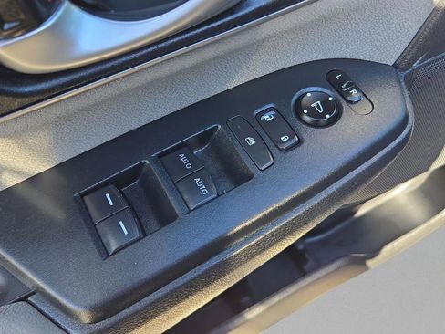 Used 2019 Honda CR-V EX image 34