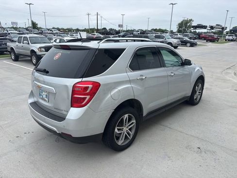 Used 2016 Chevrolet Equinox LTZ w/ Enhanced Convenience Package FWD image 3