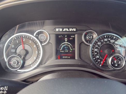 Used 2023 RAM 1500 Lone Star AWD/4WD image 11