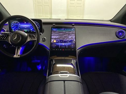 Used 2023 Mercedes-Benz EQE 350+ SUV image 11