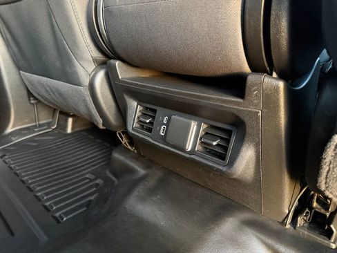 Used 2024 GMC Sierra 3500 SLE image 21