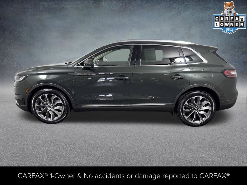 Used 2023 Lincoln Nautilus Reserve AWD/4WD image 4