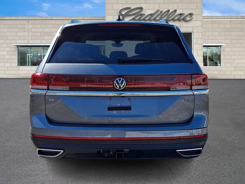 Used 2025 Volkswagen Atlas SE AWD/4WD image 6