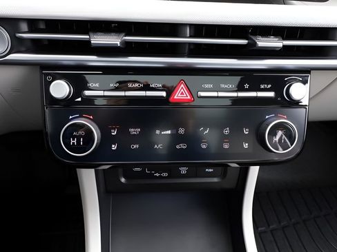 Used 2026 Hyundai Tucson Limited w/ Tow & Go Package image 39