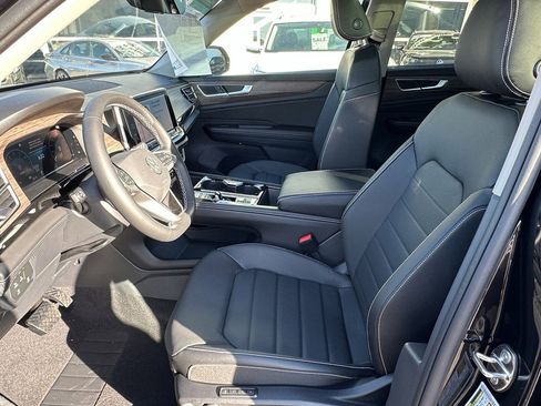 New 2026 Volkswagen Atlas SEL image 17