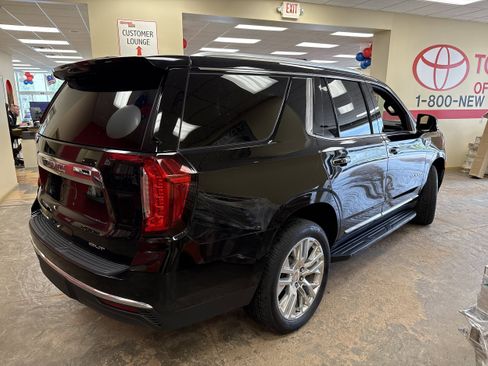 Used 2021 GMC Yukon SLT w/ SLT Luxury Plus Package AWD/4WD image 24