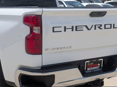 Used 2022 Chevrolet Silverado 1500 LT RWD image 7