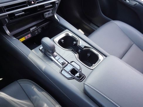 Used 2025 Lexus RX 350 Premium w/ Accessory Package (Z1) FWD image 22