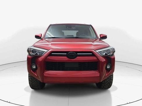 Used 2022 Toyota 4Runner SR5 RWD image 12