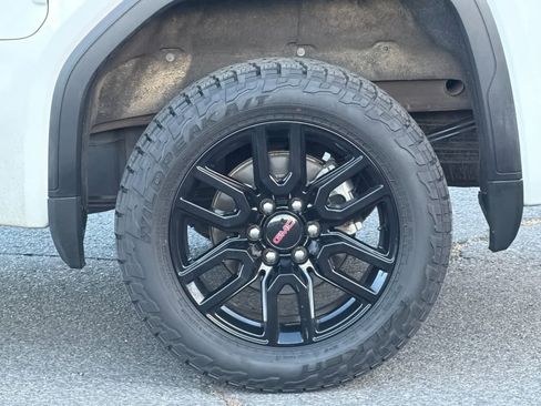 Used 2021 GMC Sierra 1500 Elevation image 25