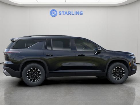 Certified 2025 Chevrolet Traverse Z71 w/ Enhanced Driving Package AWD/4WD image 5