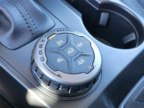 New 2025 Ford Bronco Badlands image 22