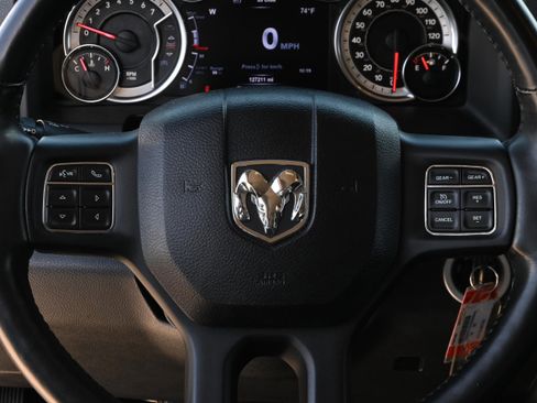 Used 2017 RAM 1500 Big Horn image 31