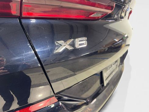 Used 2023 BMW X6 xDrive40i w/ M Sport Package image 23
