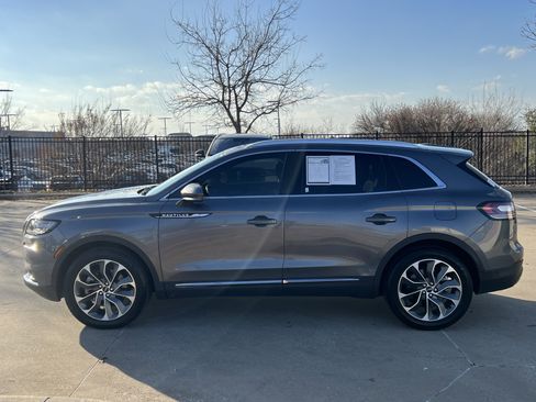 Certified 2023 Lincoln Nautilus Reserve w/ Equipment Group 201A image 4