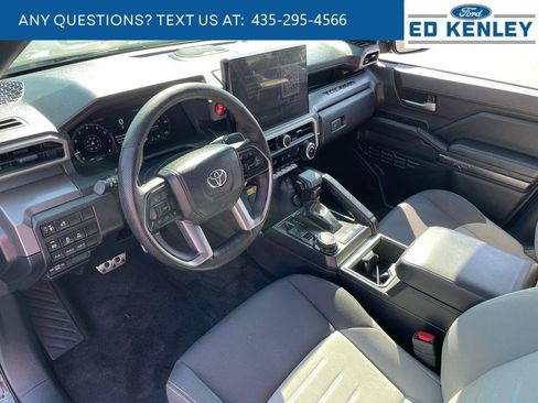 Used 2024 Toyota Tacoma TRD Sport w/ TRD Sport Upgrade Package AWD/4WD image 4