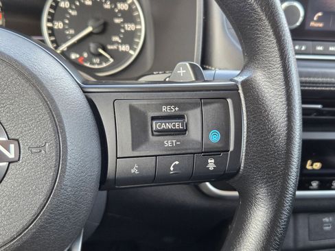 Certified 2024 Nissan Rogue SV image 20