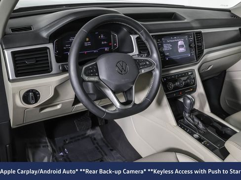 Used 2022 Volkswagen Atlas SE w/ Black Wheel Package image 5