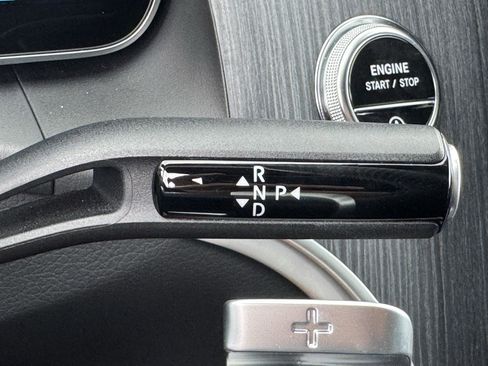 Used 2023 Mercedes-Benz GLC 300 image 21